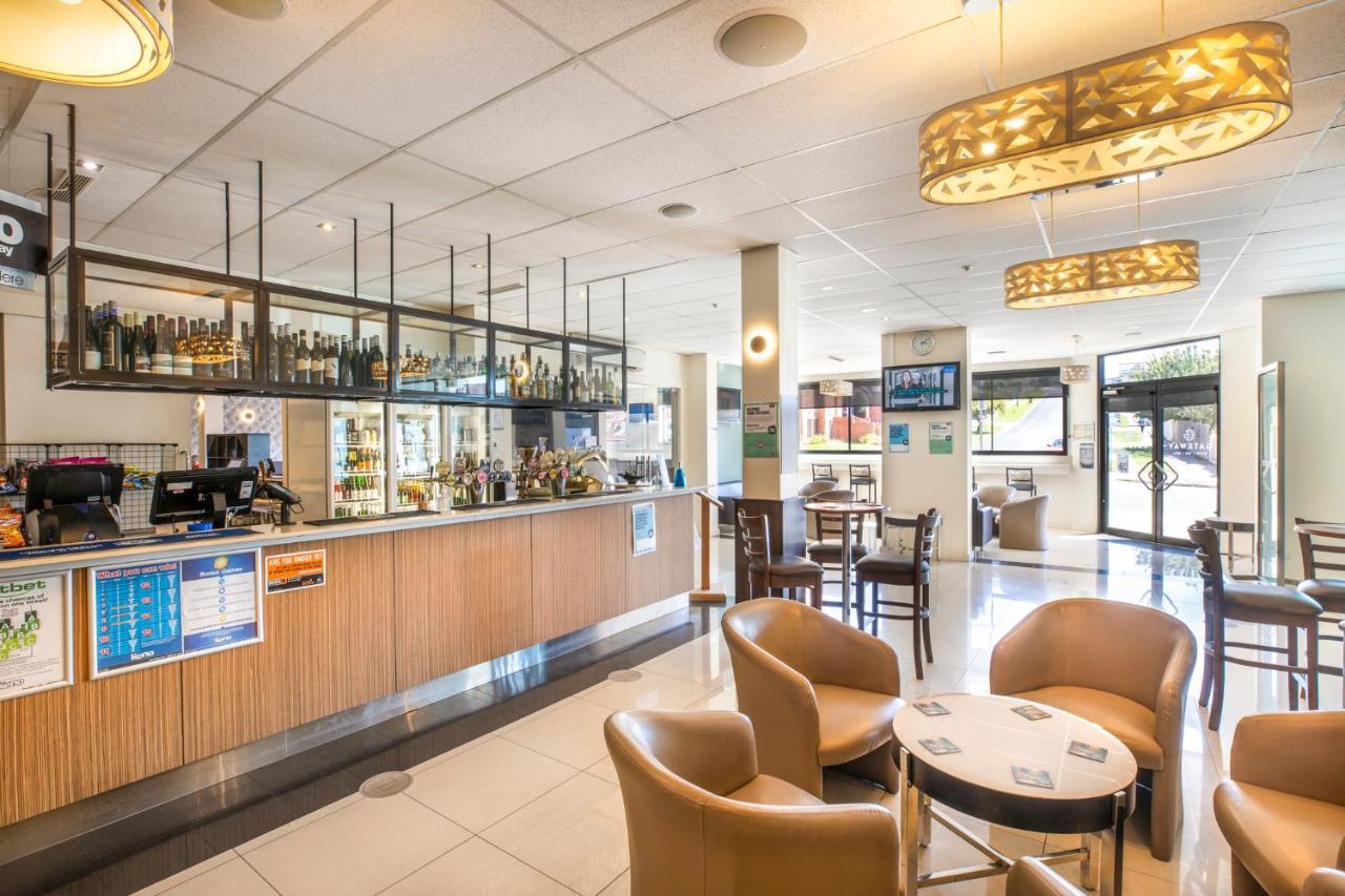 Gateway Hotel By Nightcap Plus Devonport Bagian luar foto